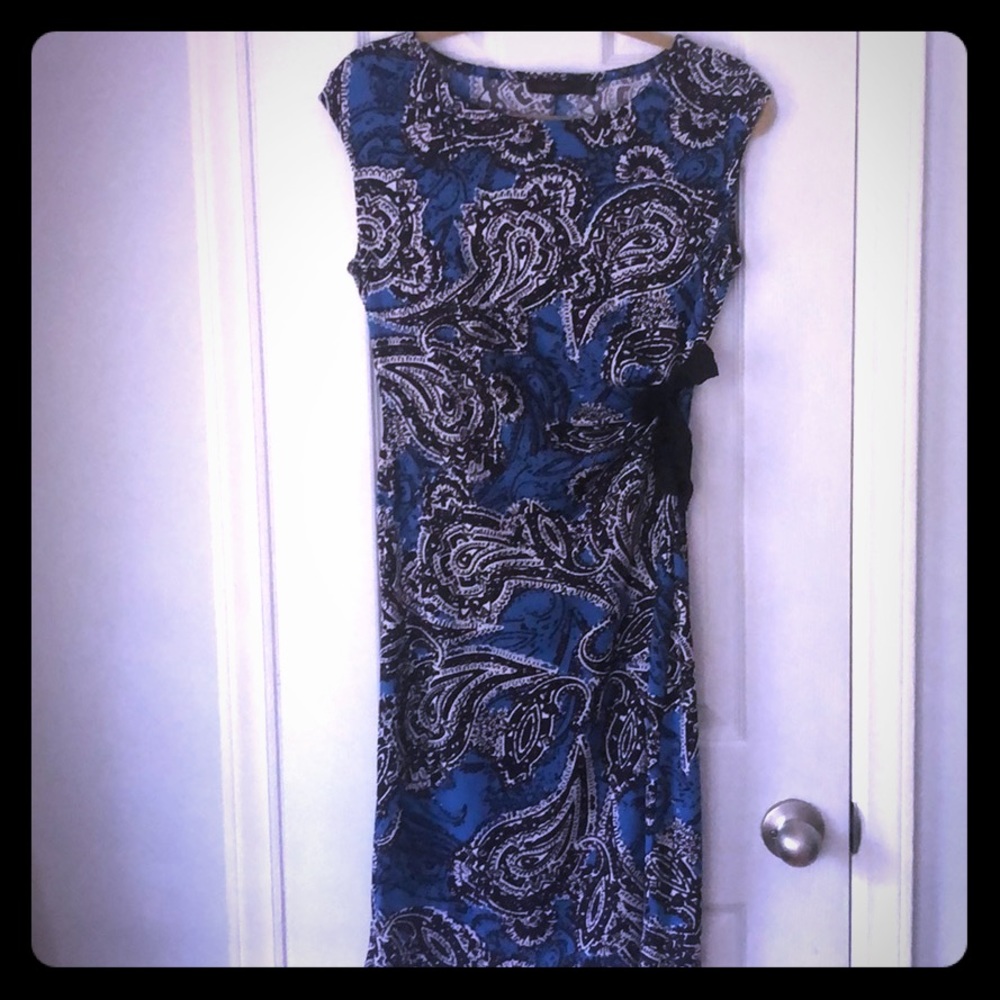 Black/Blue Paisley Jersey Cap Sleeve Dress Medium